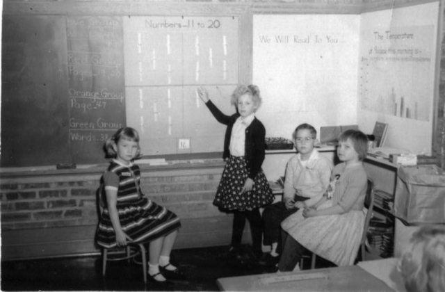 Carol Meynen, Debbie Mason, John Ruthman and Gail Johnson.  Mrs. Howards first grade class at Rugen.
